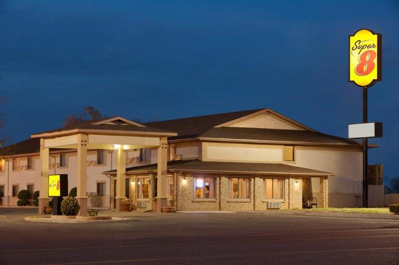 Super 8 By Wyndham Tucumcari Hotel Buitenkant foto